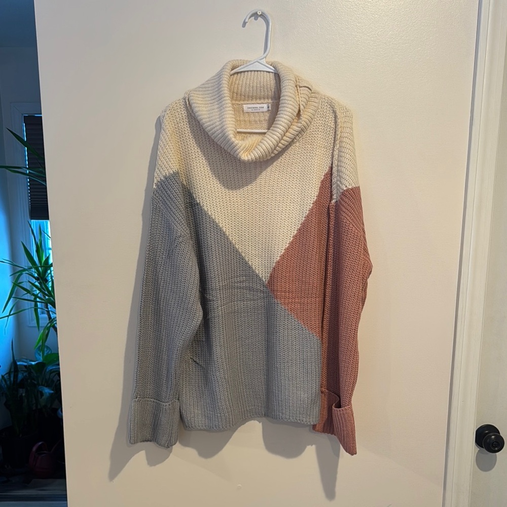 Chic Soul Cream and Gray Cowl Neck Sweater